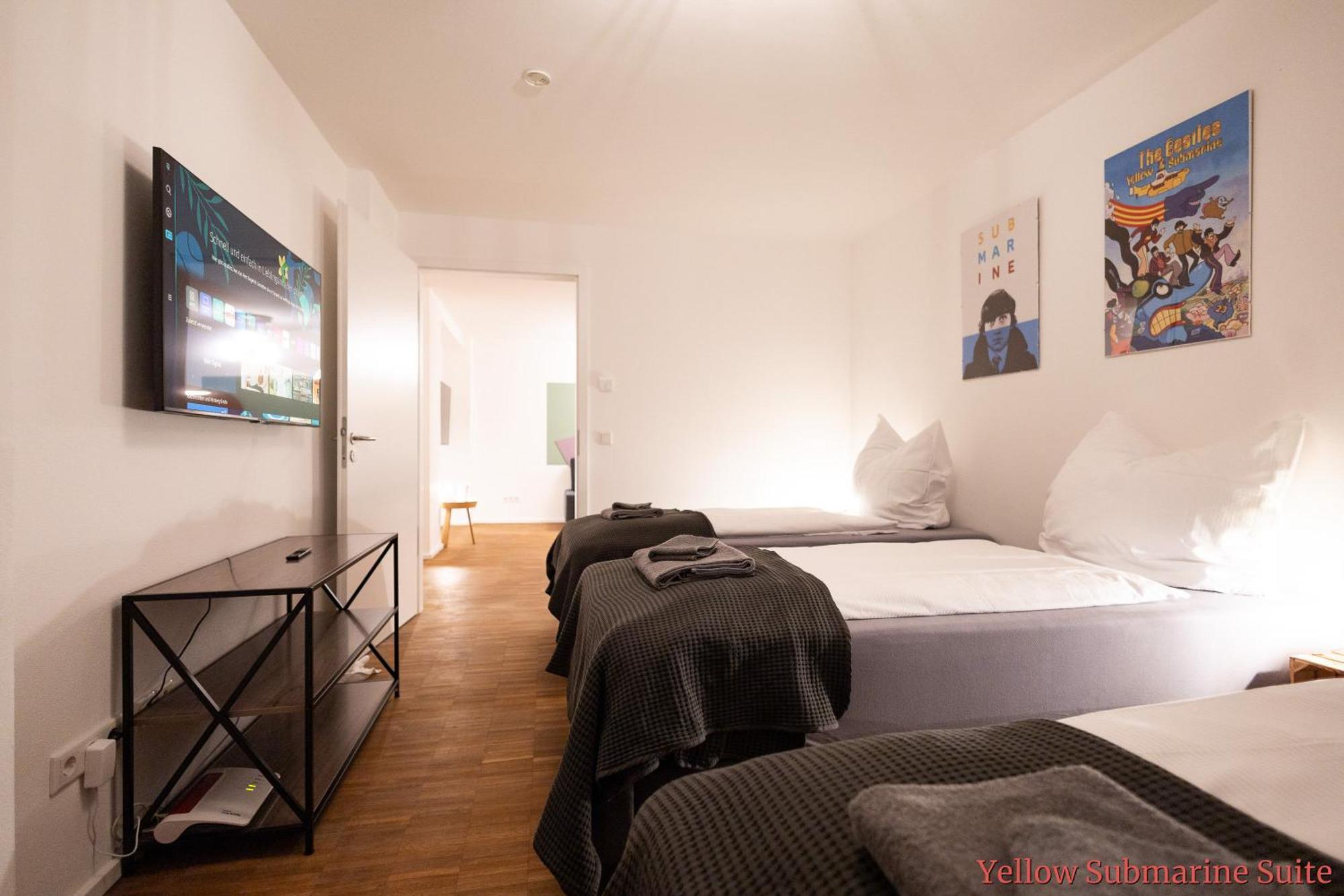 Ko-Living - Beatles Und Banksy Suites & Studios Am Eselsbrunnen - Altstadt - Kueche Halle  Zewnętrze zdjęcie